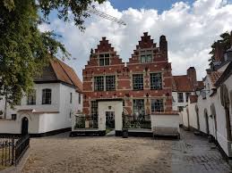 uit in vlaanderen kortrijk